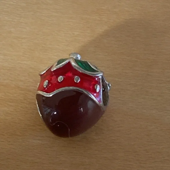 Chamilia Chocolate Covered Strawberry Charm - Picture 3 of 5
